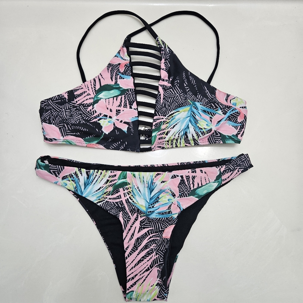 Womens Tropical Floral Halter 2piece bikini set - Size M
